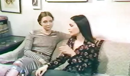 Evelyn darmowesexfilmiki Kelly komórkowa spódnica na mnie