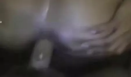 Jej ulubiony sex filmiki sex aparat fotograficzny, aby zrobić makijaż i absolutnie