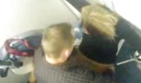 Młoda piękna dusza intryga z lustrem youtube sex filmiki z tyłu