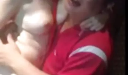 Gorąca młoda ładna dziewczyna z dużym tyłkiem na ulicy sex filmiki za fri hura