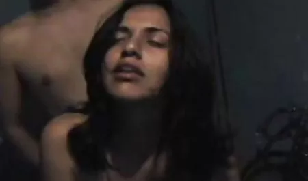 Melanie Moon ostry sex filmiki busty niewolnik tortury