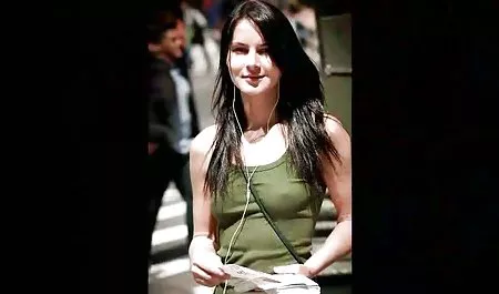 Wieże erotyka sex filmiki dziewczyny ubierają się wszędzie. Hotel Metra.